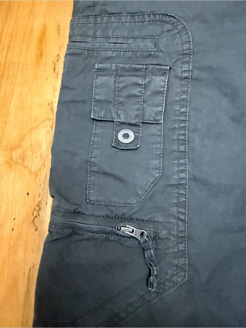 Columbia Men’s Cargo Shorts Size 42 Gray Multi Pocket Outdoor Hiking AM4474 - Picture 9 of 16